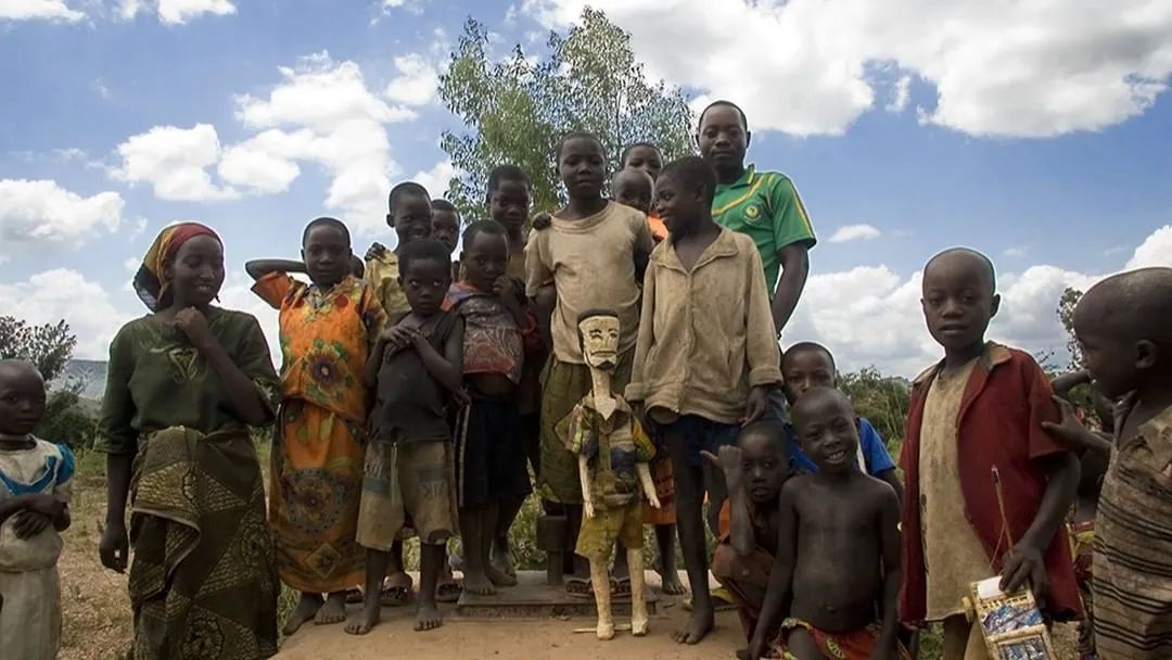 图片[1]-世界最穷国：一辈子没见过肉，骑自行车就能当土豪，人均收入95元！-同舟