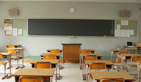 日本の学校、終わる-同舟