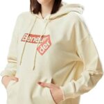 卫衣,灰色S码合M码,米白色M码和L码,紫色M码和L码,
30元一个包...-同舟