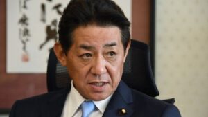 松村祥史防災担当相、能登半島地震の被災地にノーマスクで視察→大炎上してしまう・・・-同舟