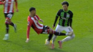 三笘選手に殺人タックルをかました黒人DF、反省するどころか反撃開始！「SNSで人種差別された」-同舟