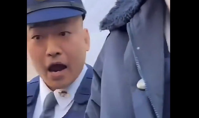 職質中の警察「免許証見せてください」 男性「任意ですよね？無理です」 → 警察ブチギレでヤバイことになる・・・-同舟