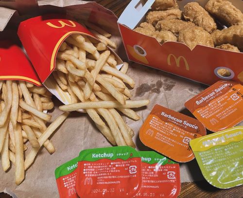 【大論争】X民「ワイ看護師だけど他人の命なんざ知らん。このために働いてる」→1万RTの拡散で様々な意見が寄せられる-同舟