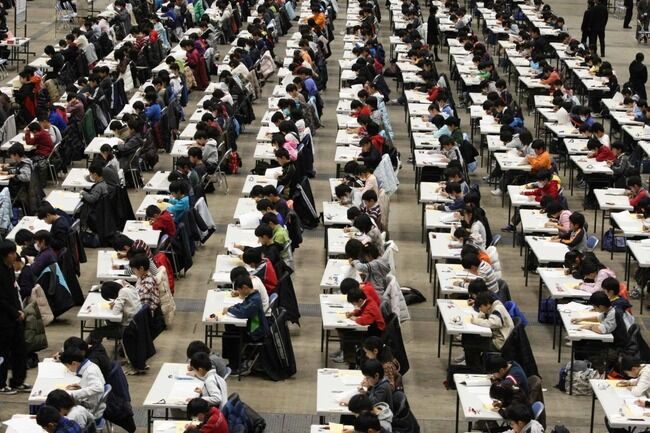 X民「日本を復活させるには大学入試の指定校推薦、AO入試はすべて法律で禁止すべき。偏差値50に満たない大学はすべて廃止すればいい」→大論争に-同舟