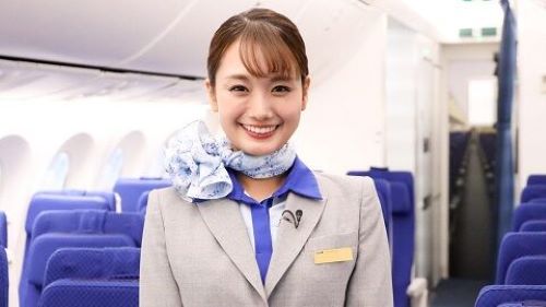 塾講師「国内線はCA不要！CAなんて飲み物運んだりゴミ集めたりするだけ！あんなねーちゃん達いなくていいよ」→ネット民からツッコミ殺到-同舟