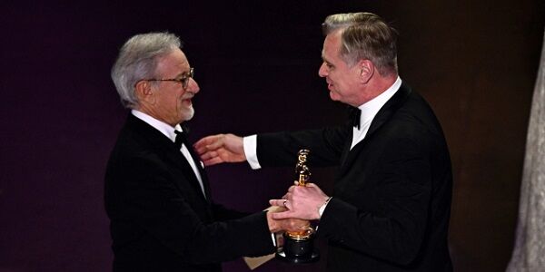 アカデミー賞授与式、ステージ上でガチでやばすぎる露骨な「アジア人差別」が行われてしまい、大炎上-同舟