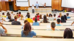 大学准教授さん「大学の成績（GPA）なんて『朝起きて授業に出席できるか』『地雷授業を回避する情報収集力があるか』程度のものでしかないでしょ」→物議に-同舟