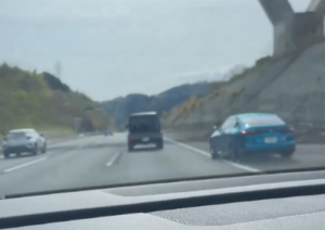 BMWとベンツがお互いに煽り合う地獄のような動画、新東名高速道路で撮影される・・・-同舟