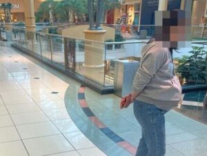 黒人「妊婦のアジア人初めて見た！Xに投稿だ！」ﾊﾟｼｬｯ→脅威の7000万インプ、10万いいね・・・アジア人ってこんな扱いなのか-同舟