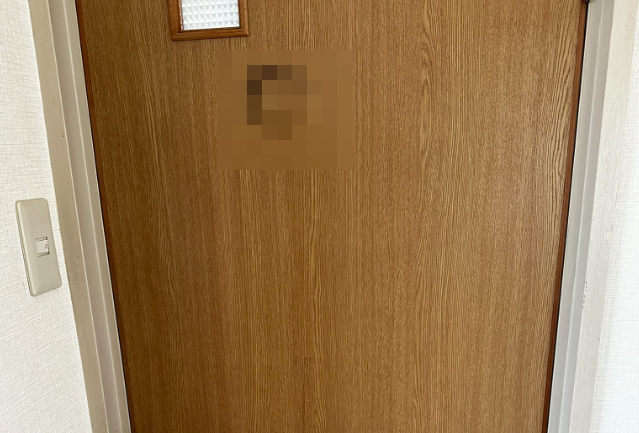 不動産屋「同棲カップルに家を貸すとこうなります。一生同棲カップルに貸しません」ﾊﾟｼｬｯ → 投稿された画像がヤバイ・・・-同舟