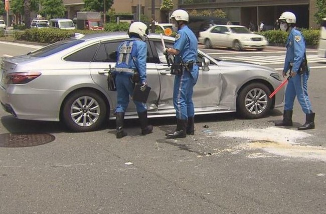 【物議】覆面パトカーと衝突したバイクの男性が死亡…目撃者「サイレンが聞こえて、その数秒後に鈍い音がした」-同舟