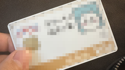 海外で◯◯のクレジットカードを使おうとした人、本物だと信じてもらえず最悪の展開に・・・-同舟