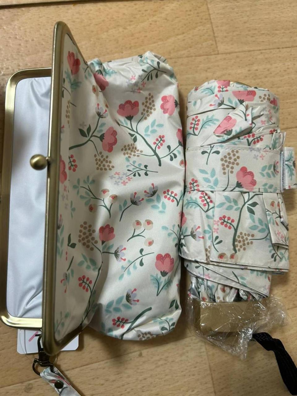 图片[1]-图一是客人反馈的小花伞实物照片
太可爱了，女生人生必备[爱心]-日本亚马逊论坛-海外推广-同舟