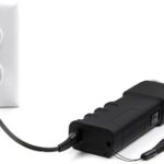 2 and 1 護身用グッズ 防犯グッズ 懐中電灯 充電式/電池式 ...-同舟